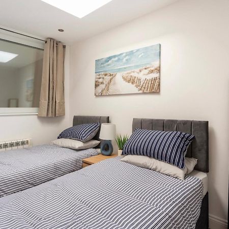 Beautiful 2 Bed Apartment Just Steps To The Beach Weymouth Exterior foto