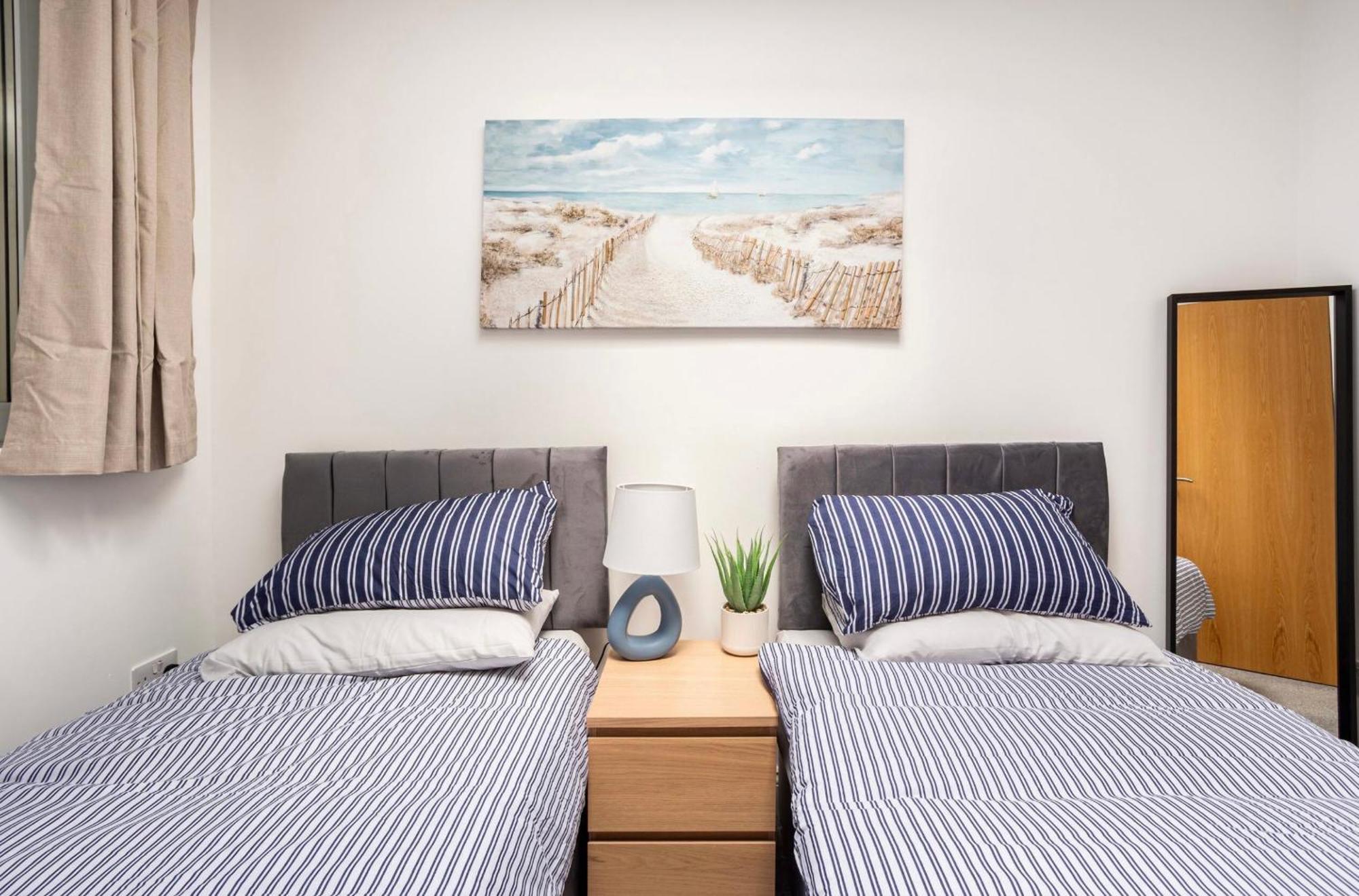 Beautiful 2 Bed Apartment Just Steps To The Beach Weymouth Exterior foto